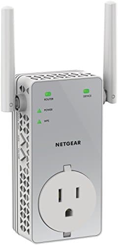 NETGEAR AC750 Wi-Fi Range Extender + Extra Outlet main view